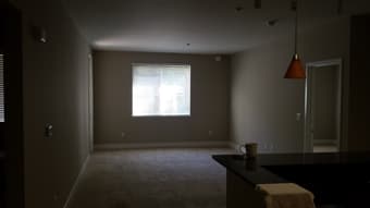 Master Bedroom, attached Private Bath - SJ (35 min transit to campus) 2
