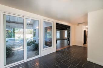 Private Room - Short-term Lease 2