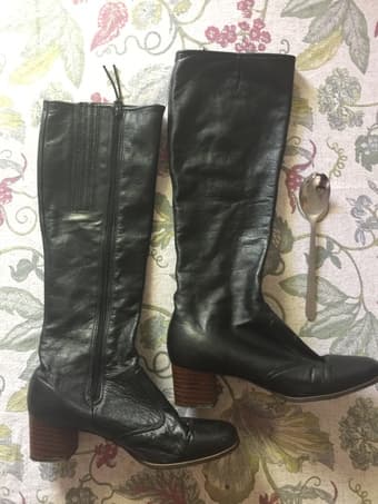 Woman boots 2
