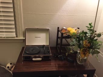 Crosley Portable Turntable CR8005A-TW 1