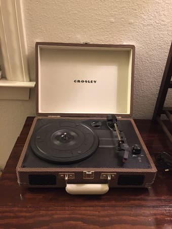 Crosley Portable Turntable CR8005A-TW 2