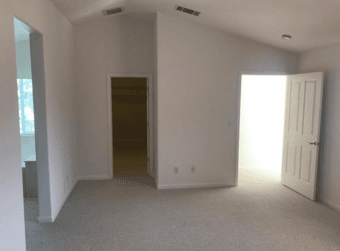 AMAZING ROOMMATES - great for those new to the area! 1