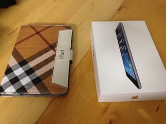 iPad mini 3 64GB w/ case 1