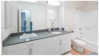 Pets allowed - Large One Bedroom Apartment ideal for family! 3
