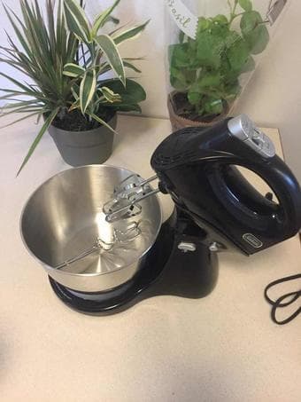 Sunbeam Mixmaster - stand and hand mixer - $10 1