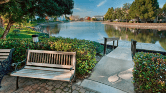 Top floor/Lake view/pet-friendly/pool/spa- Best land and water combo 2