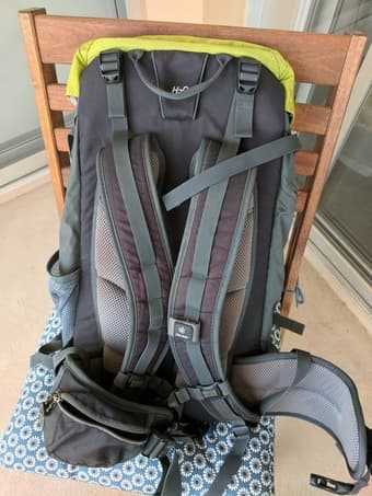 Deuter ACT Peak 28l Daypack $70 OBO 2