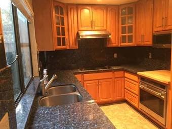 Spacious and walkable townhouse, downtown Menlo Park -- 2BR 2.5bath 3