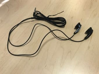 Sennheiser MX 360 Earphones 1