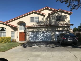 AMAZING ROOMMATES - great for those new to the area! 3
