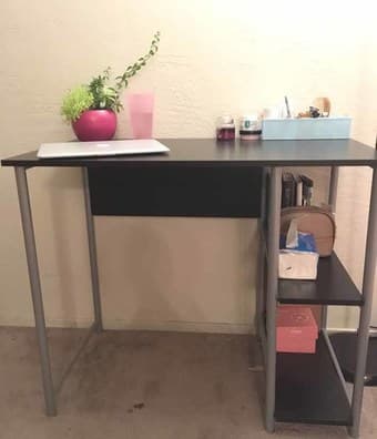 Comfy and Stable Desk 1