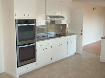 7 BR / 4.5 BA beautiful home in Millbrae 3