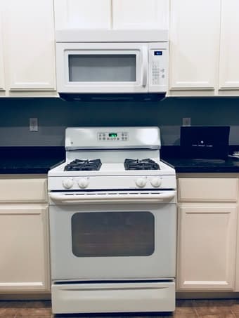 microwave,fridge, dishwasher, oven, washer and dryer to sell 1