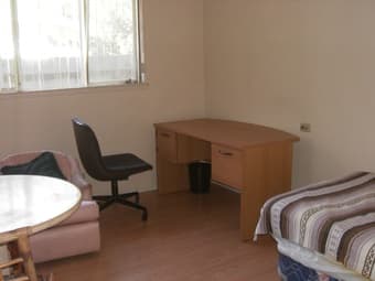 Furnished studio in quiet Palo Alto neighborhood 3