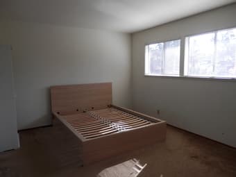Master bedroom in Mountain View townhouse 2