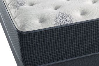 Beautyrest Queen Mattress - Like New 3