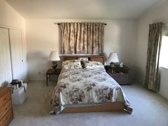 Incredible housemates - looking for a fun, friendly roommate! 1