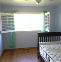 Offering a cozy sunny bedroom in large shared house 2