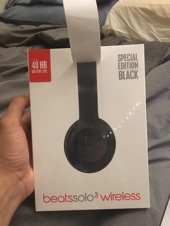Beats Solo3 Wireless Headphones 1