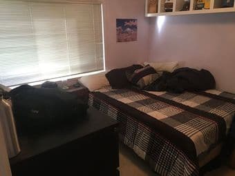 Room for rent in spacious Redwood City house 1