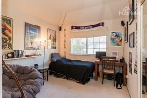 Room available in amazing home -- looking for a new roommate 1