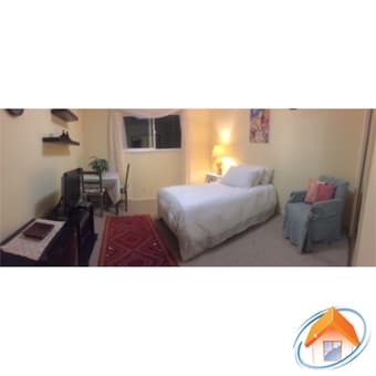2 rooms with a bathroom for rent in a house in West Menlo Park 2