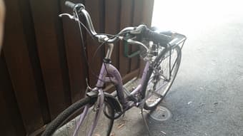 Bike - with helmet, U-lock and basket 1