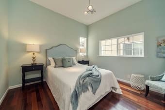 Hello Future Roommate - Big Room for Rent 2