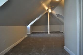 Finding housing sucks - come join our fam - 1,070 3
