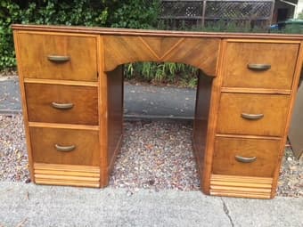 Desk 1