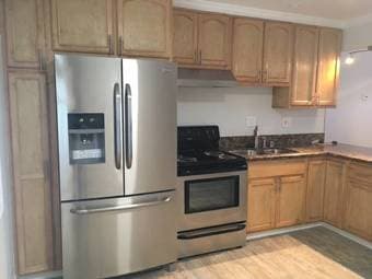 2 Bedroom in East Palo Alto 3