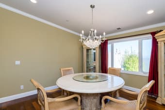 Community house looking for a new housemate 3