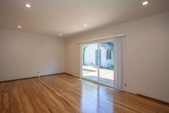 Room in a big house for 990 1