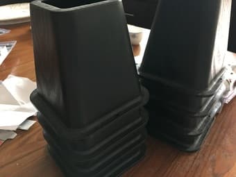 Bed riser , great for storage space under the bed 1