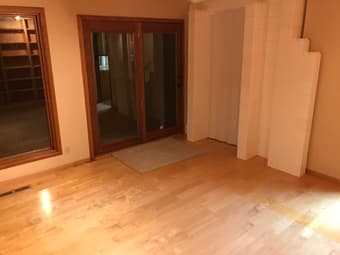 Fantastic housing with great roommates - the bomb dot com! 2