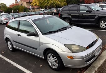 Ford Focus (well maintained) 3