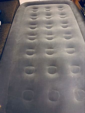 New! Twin Sized SoundAsleep Dream Series Air Mattress 1