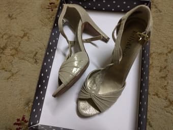 Gold strappy shoes (Women's size 6), great for weddings/parties 1