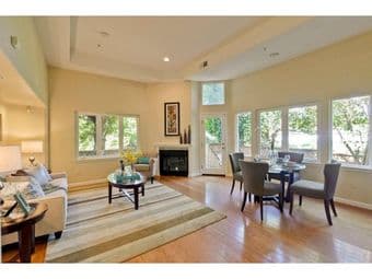 Private bedroom, 10 mins from Stanford 1
