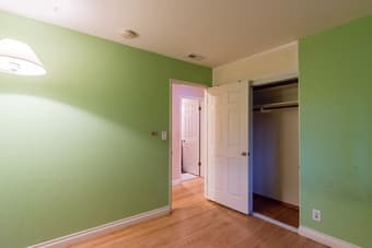AWESOME roomie needed in our big Mountain View home!! 2