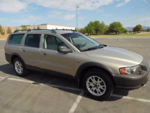 Volvo XC70 2004 - Leather Seats, Turbo Engine, Bike Rack, 4 Wheel Dr 1