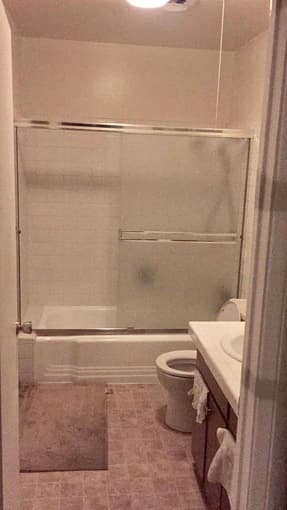 A Master Bedroom with Private Bathroom in Menlo Park: 01/01-06/30/2018 3