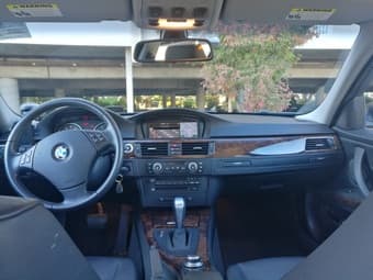 2008 BMW 328i  回国卖车 2