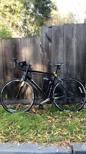 GIANT road-bike in excellent condition w/ bikelight and U-lock 1