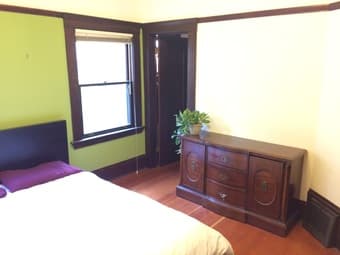 Room for rent in beautiful house on tree-lined street, Downtown PA 2