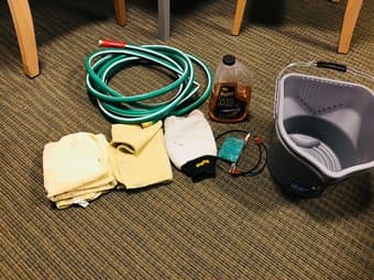 Simple car wash kit 1