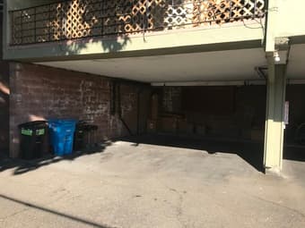 A Master Bedroom with Private Bathroom in Menlo Park: 01/01-06/30/2018 3