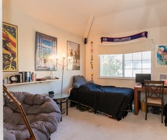 Community House looking for a new roommate 3