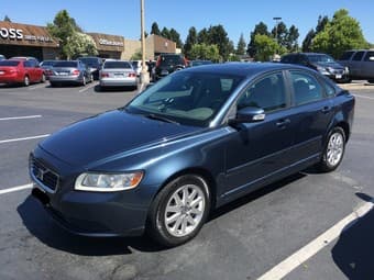 2008 Volvo S40 2.4i sedan-excellent condition,safe, reliable $4.7k OBO 1
