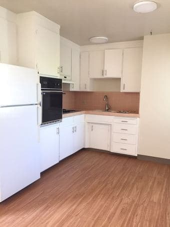 Sunnyvale one bedroom in a 2B1B apartment is available 3
